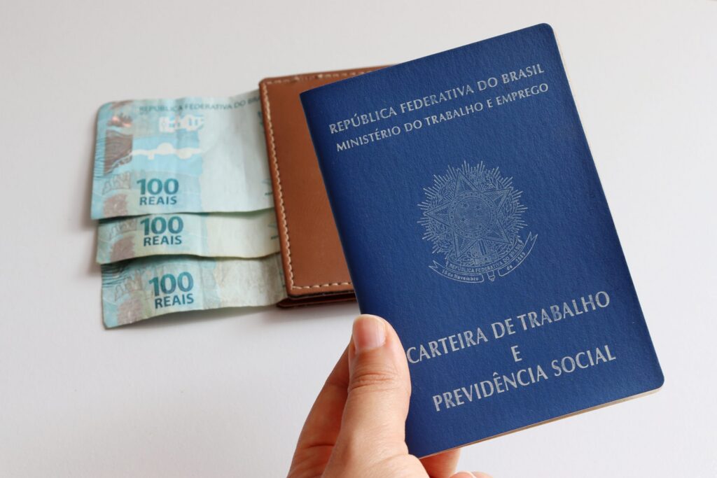 401 mil vagas abertas em fevereiro no Brasil