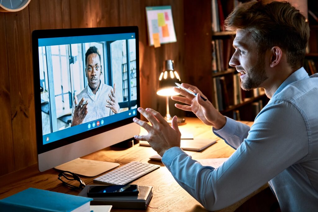 3 motivos para continuar as entrevistas online após a pandemia