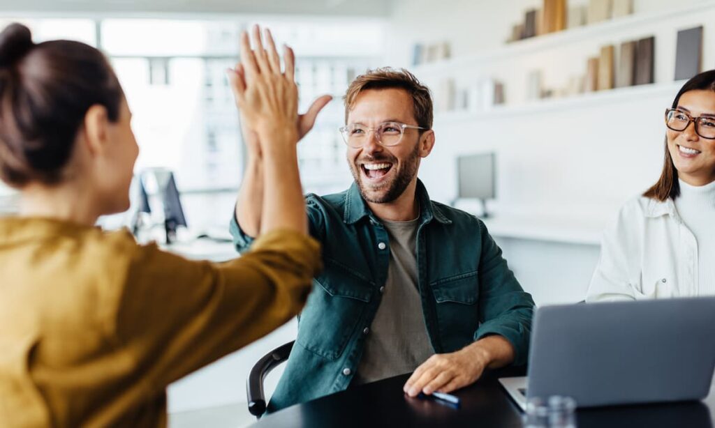 RecrutaCast: em busca da felicidade corporativa