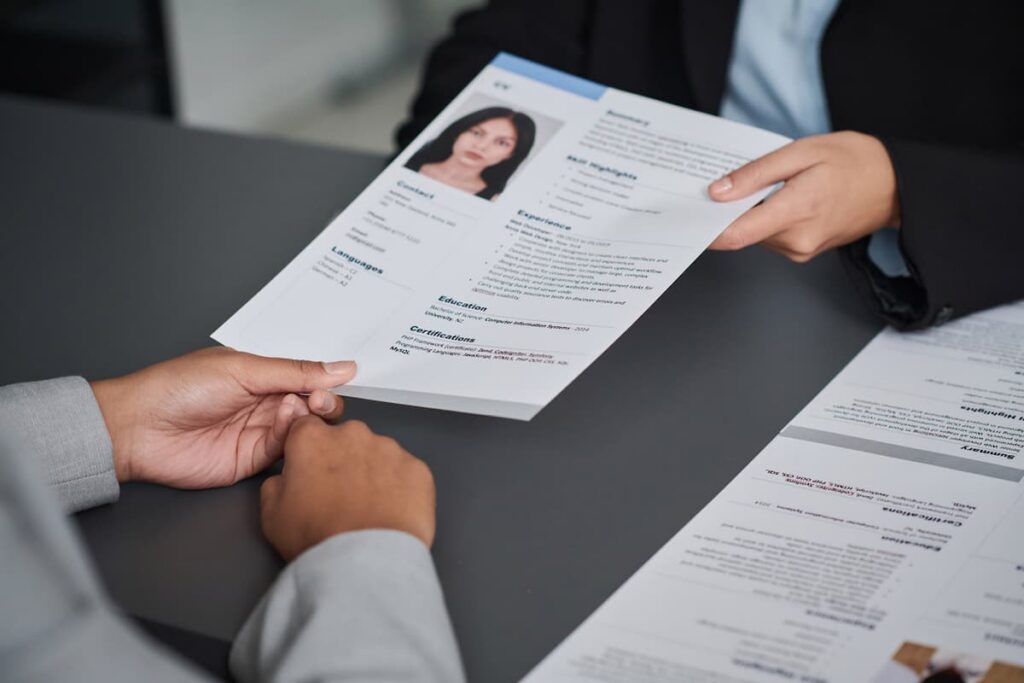 Quantas páginas deve ter um currículo? Descubra o tamanho ideal!