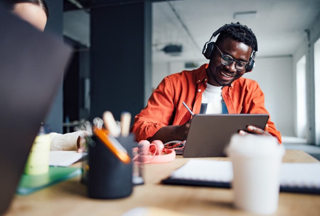 Testes customizados: como criar processos seletivos personalizados para melhorar contratações